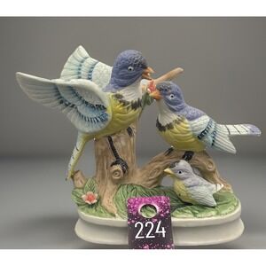 VNTG Blue Bird Family Figurine MCM‎